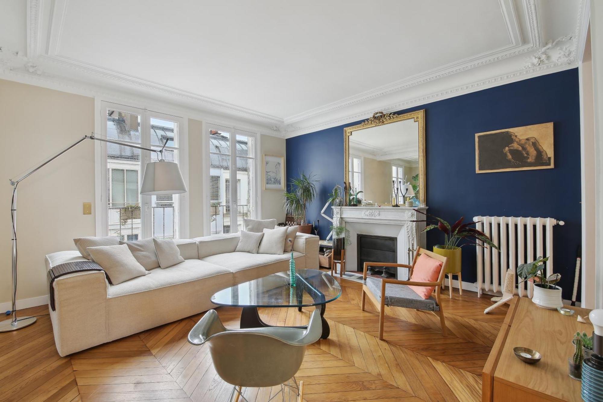 Familial 7 Personnes -entre Opera Et Montmartre By Weekome Parijs